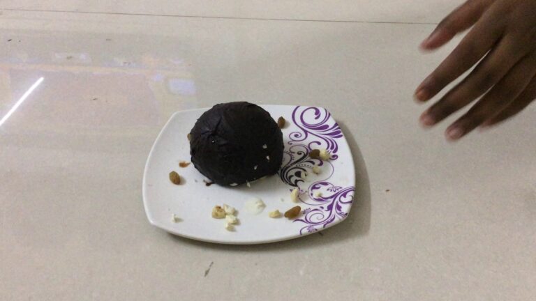 Molten chocolate dome